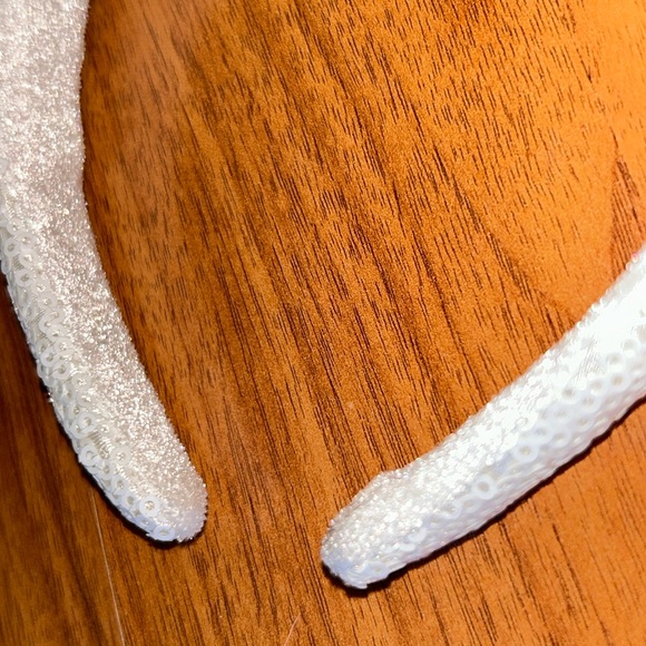 NWOT Tokyo Disney Embroidered Heart Sequin Mickey Minnie Mouse Ears Headband - Picture 10 of 15